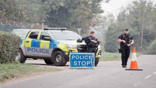 Aucun explosif découvert après l'arrestation de cinq suspects près de la base RAF Fairford