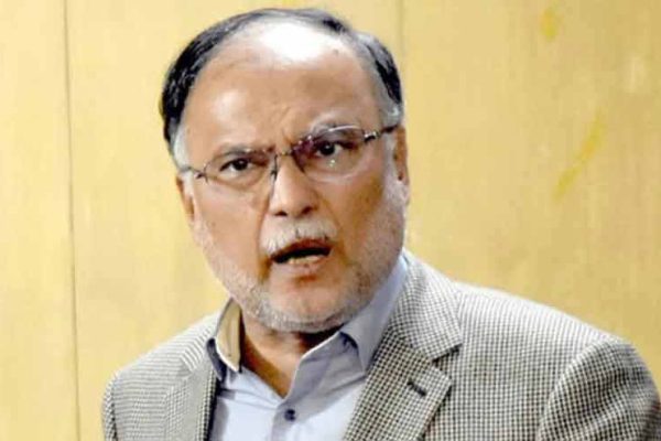 Ahsan Iqbal salue la reconnaissance mondiale de la diplomatie pakistanaise pour la paix