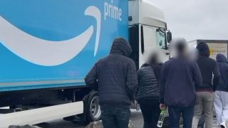 Amazon inaugure un entrepôt à Beauvais avec près de 1 000 emplois créés