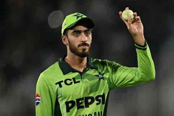 Arafat Minhas rejoint Afridi et Razzaq dans l&rsquo;histoire du cricket pakistanais