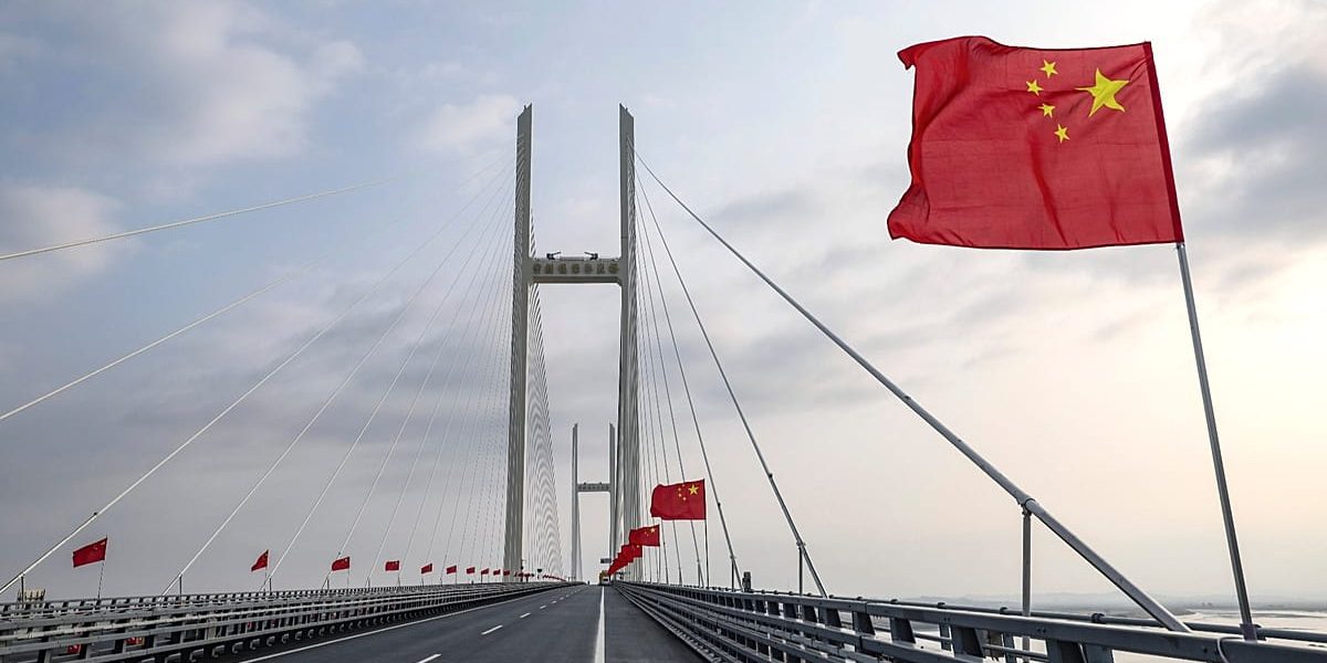 Le pont du fleuve Yalu entre la Chine et la Corée du Nord ouvre après 12 ans de retard