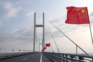 Le pont du fleuve Yalu entre la Chine et la Corée du Nord ouvre après 12 ans de retard