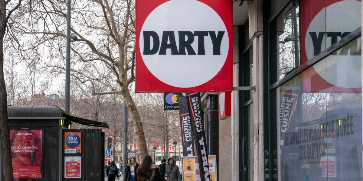 Bruxelles approuve l'offre de Kretinsky pour prendre le contrôle de Fnac Darty