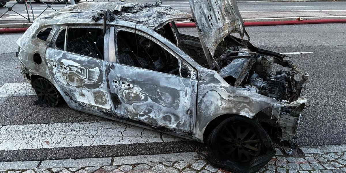 France : 1 200 interpellations et l'hôtel de ville de Limoges détruit après une journée de violences