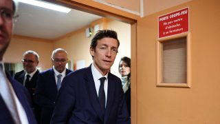 Le ministre de l'Éducation dénonce des dégradations « criminelles » dans un contexte de protestations lycéennes