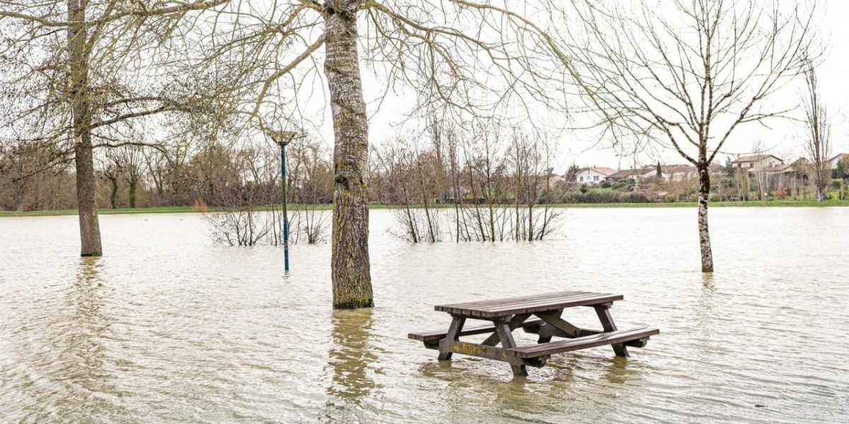 Sept départements du Sud-Est en alerte orange, pluies diluviennes et crues en cours