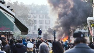 Après les manifestations, des débats familiaux qui tournent à l'affrontement