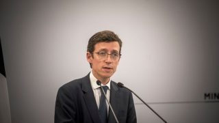 Violences et mobilisation nationale : la colère des lycéens français s'intensifie