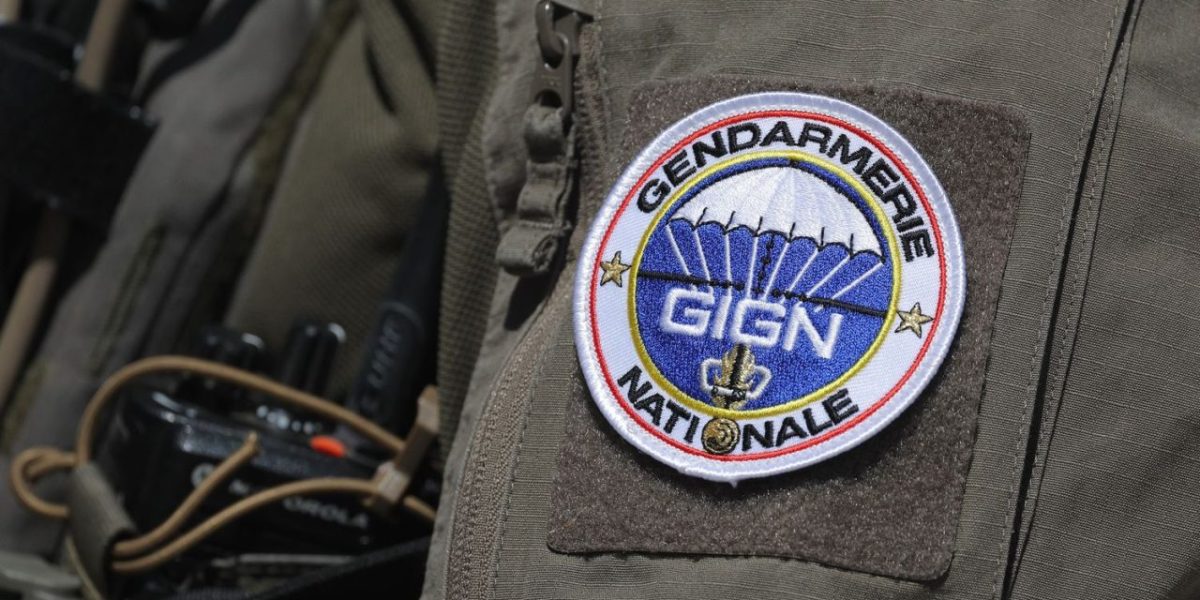 Guadeloupe : deux agents du GIGN grièvement blessés lors d'une opération anti-gang