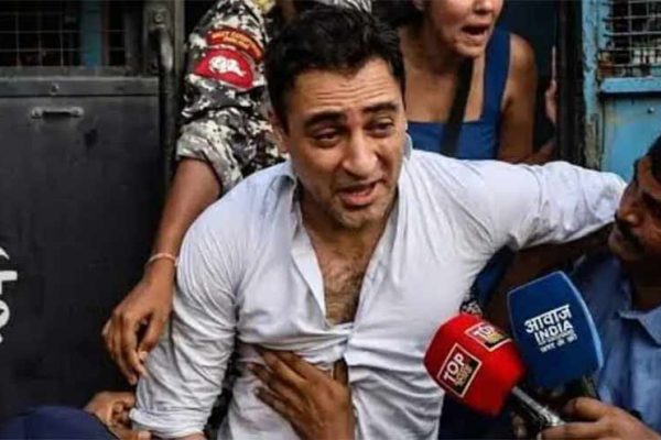 Imran Khan sommé de quitter l&rsquo;Inde avant le 28 octobre après une manifestation à Mumbai