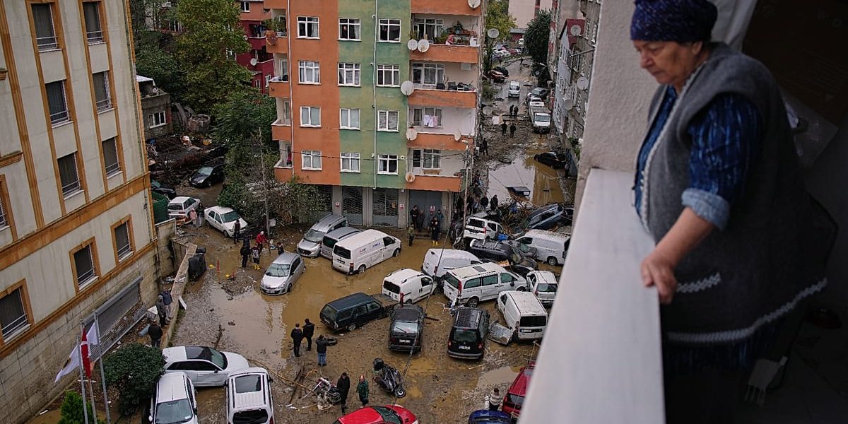 Inondations meurtrières à Istanbul : des pluies record transforment les rues en rivières