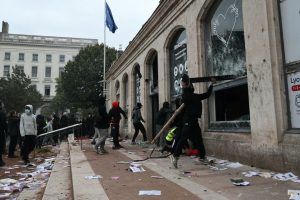 Lyon : un guichet unique pour les commerçants victimes des violences