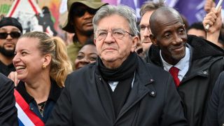 Mélenchon ira à Matignon pour "ruiner" la réunion convoquée par Lecornu