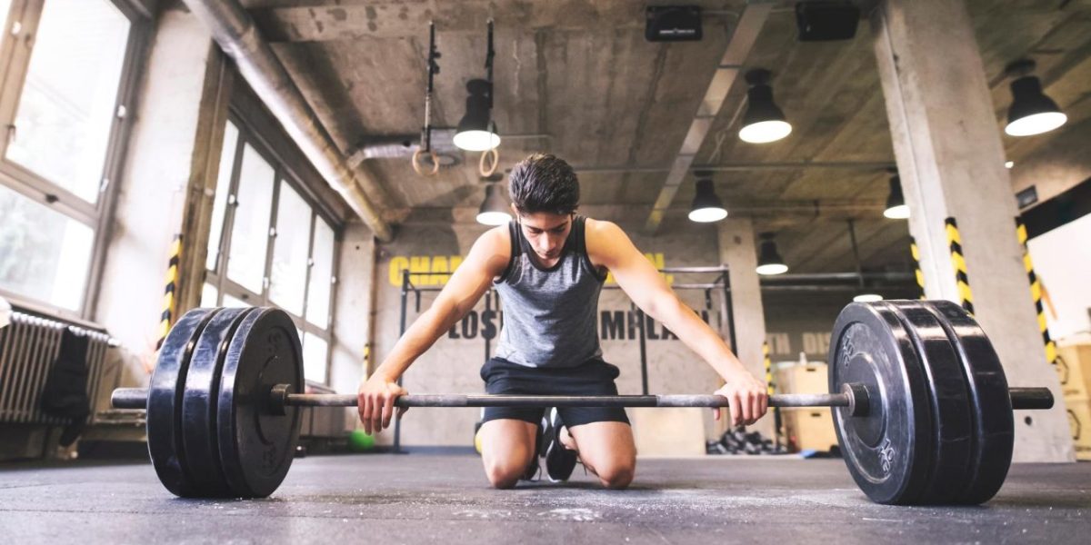 La dysmorphie musculaire gagne du terrain chez les adolescents : comment les parents peuvent réagir