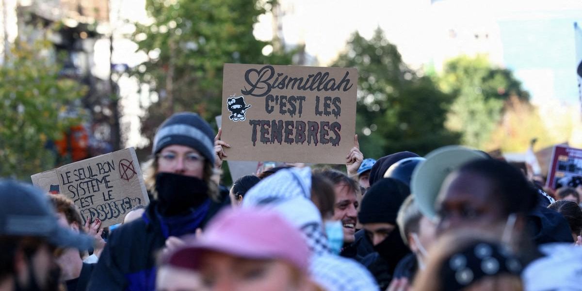 Le slogan « Bismillah c’est les ténèbres » divise les manifestations lycéennes en France