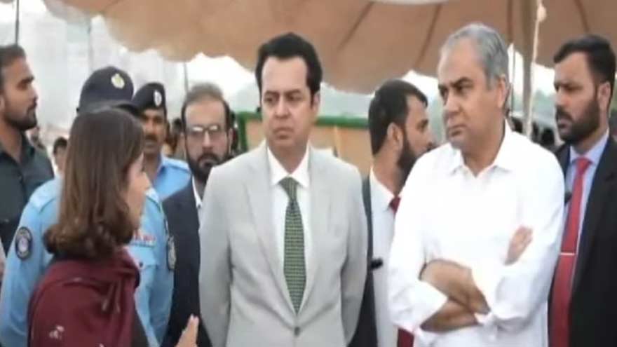 Naqvi fixe au 31 décembre la date limite pour l'extension de Margalla Road et l'échangeur de Sangjani
