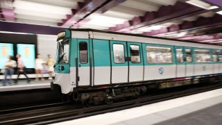 Panne de signalisation sur la ligne 13 du métro parisien en pleine heure de pointe