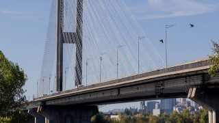 Kyiv : le pont Nord endommagé par une frappe russe, quelques jours après l'attaque du pont Sud