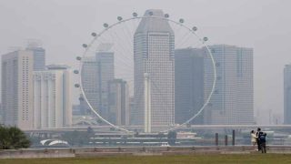 Singapour : le Grand Prix de F1 maintenu malgré la brume toxique