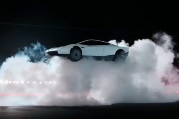 Tesla dévoile une Roadster capable de voler grâce à des propulseurs SpaceX