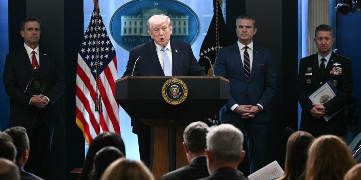 Trump envisagerait de déplacer la salle de presse de la Maison-Blanche pour y installer une piscine